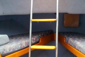 2018-12-31-V-BERTH-LADDER-TO-FORDECK